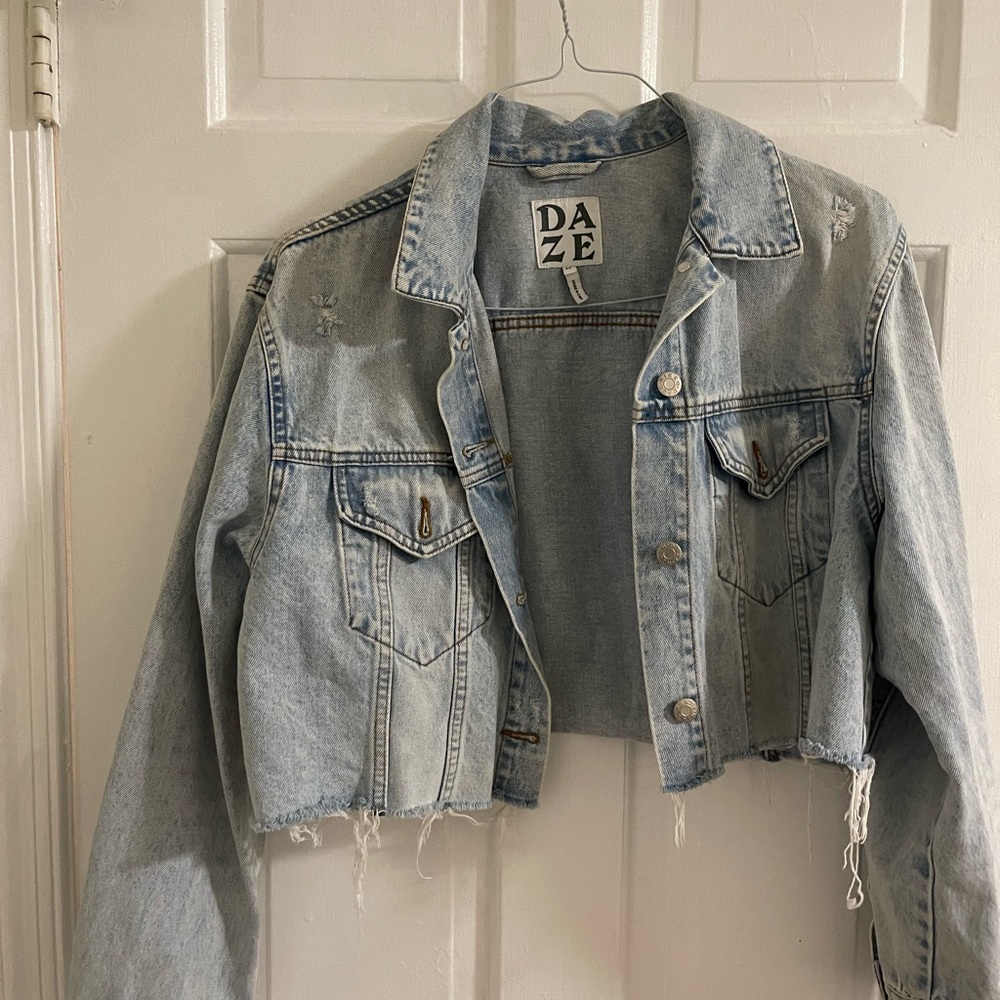 Cropped Jean jacket size medium
